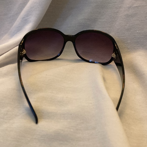 Michael Kors sunglasses - Picture 3 of 5